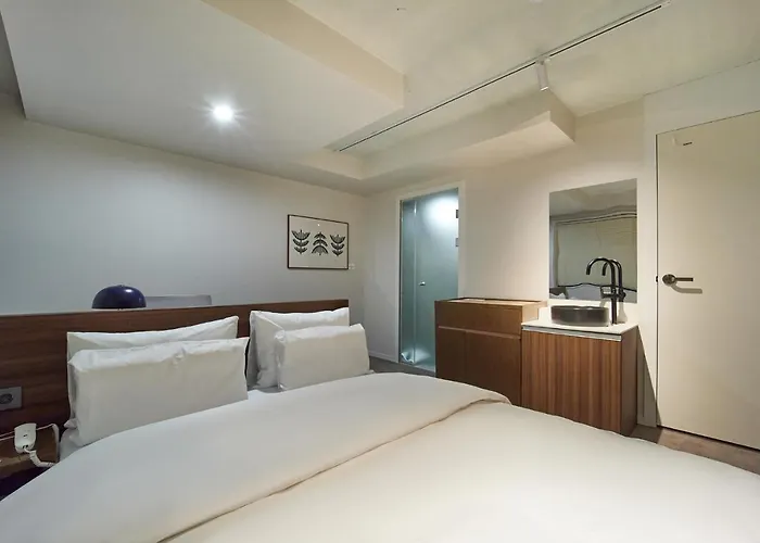 Anook Nampo Hotel
